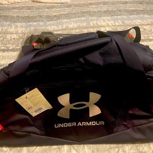 Navy Under Armour Duffel Bag 58L Brand New With Tags